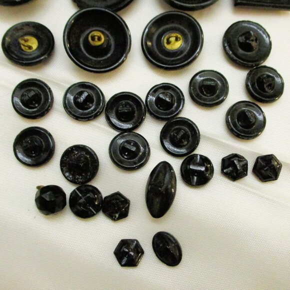 ANTIQUE Faceted French Jet Buttons: VICTORIAN Edwardian Black Glass Button Lot - Picture 10 of 12